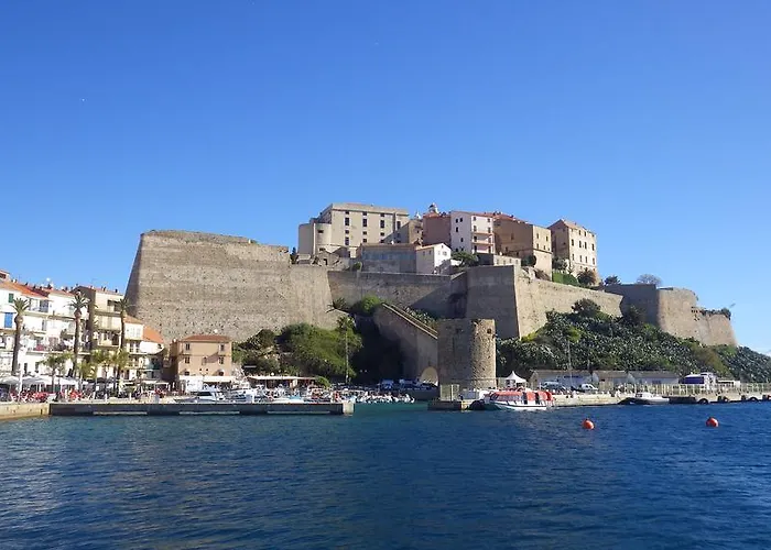 شقة Vue Montagnes Et Citadelle Casa Di A Murza كالفي