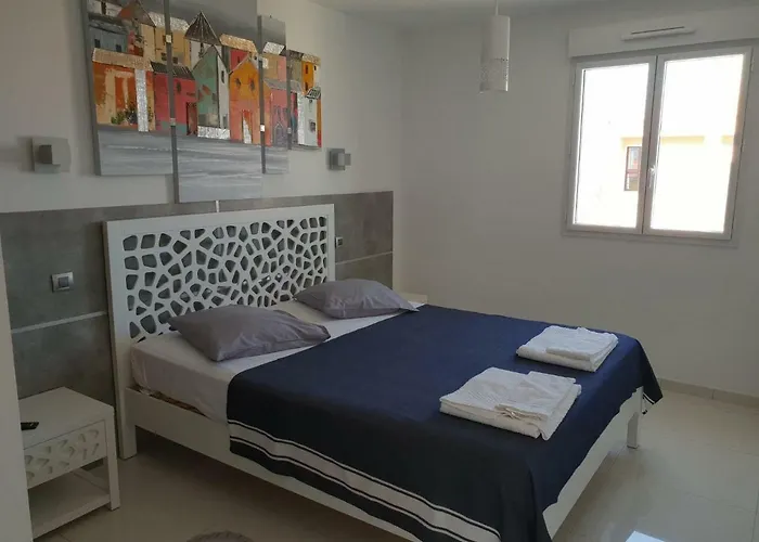 Vue Montagnes Et Citadelle Casa Di A Murza *